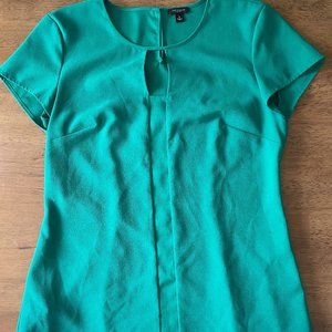 Green Ann Taylor Size 8 Womens Short Sleeve Shirt